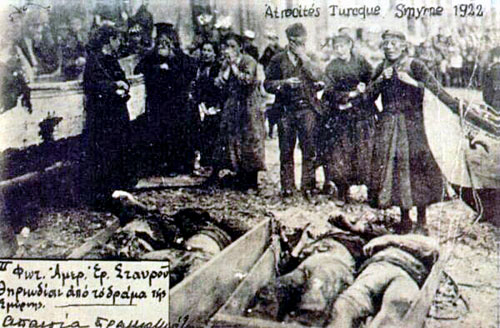 Greek civilians mourn their dead. Smyrna 1922.
